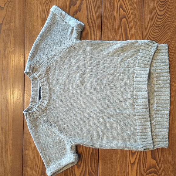Banana Republic Sweaters - Banana Republic gray/gold metallic crew neck sweater, short-sleeves, small